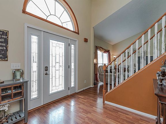 3rd image of 3918 Harrison Creek Ct