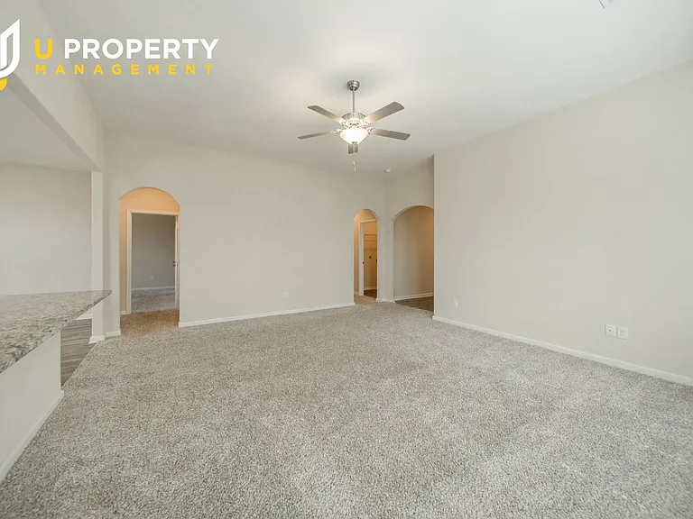 1817 Dahlia Way — Photo 8