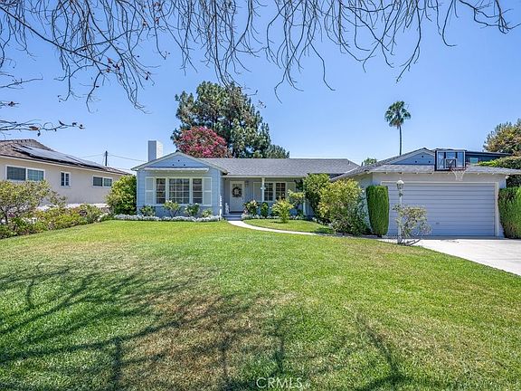 2nd image of 522 Santa Cruz Rd