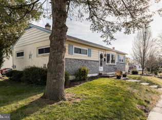 61 W 10th St, Pottstown, PA 19464