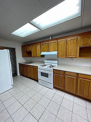 3rd image of 91-20 86th Dr #2