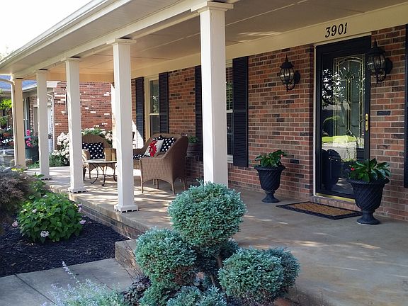 2nd image of 3901 Greenfield Ln