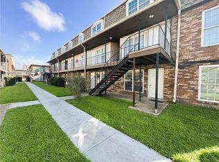 6320 Riverside Dr APT 221, Metairie, LA 70003