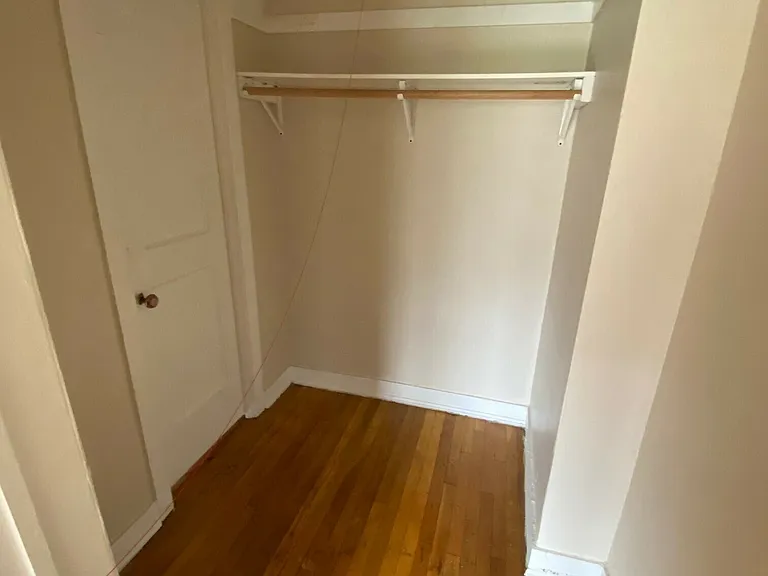 7757 N Sheridan Rd #1 — Photo 4