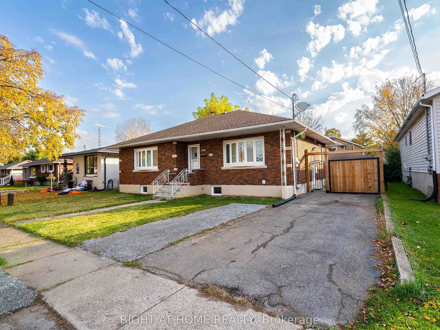 3 bed, $2,475 — Photo 1