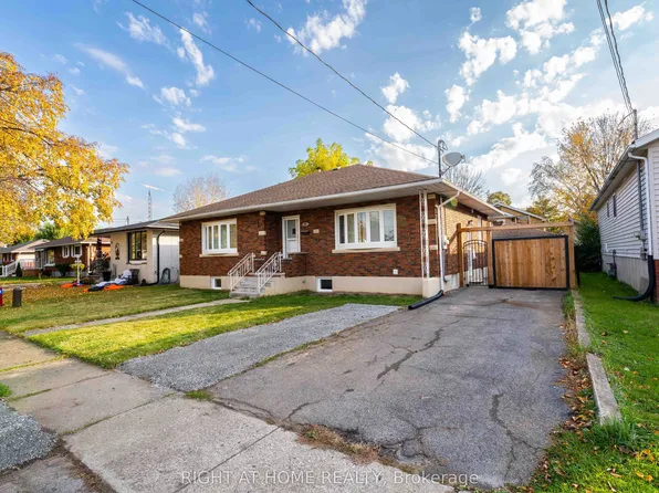 47 Marshall Ave, Welland, ON L3C 2N1