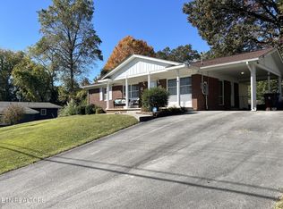 133 Highland Ave, Oak Ridge, TN 37830