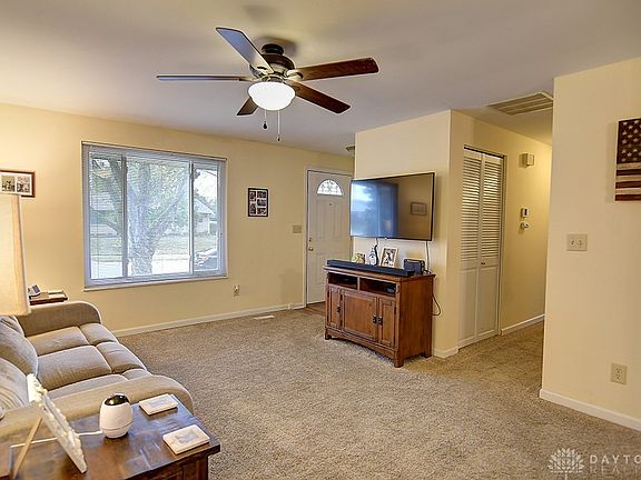 4th image of 7164 Saffron Dr