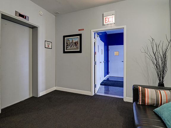 4th image of 811 W Eastwood Ave APT 206