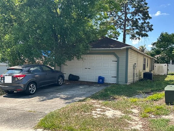 2nd image of 558 Portland Cir