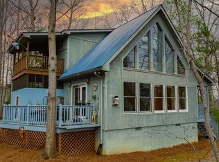 604 Gateway Dr, Ellijay, GA 30540
