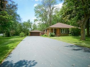 W178N5109 Roseway Ave, Menomonee Falls, WI 53051