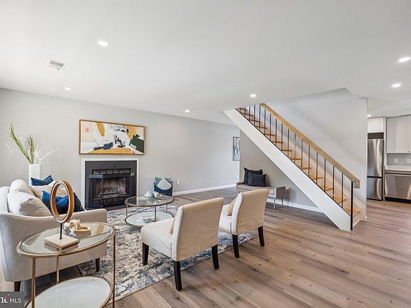5th image of 13512 Apple Barrel Ct