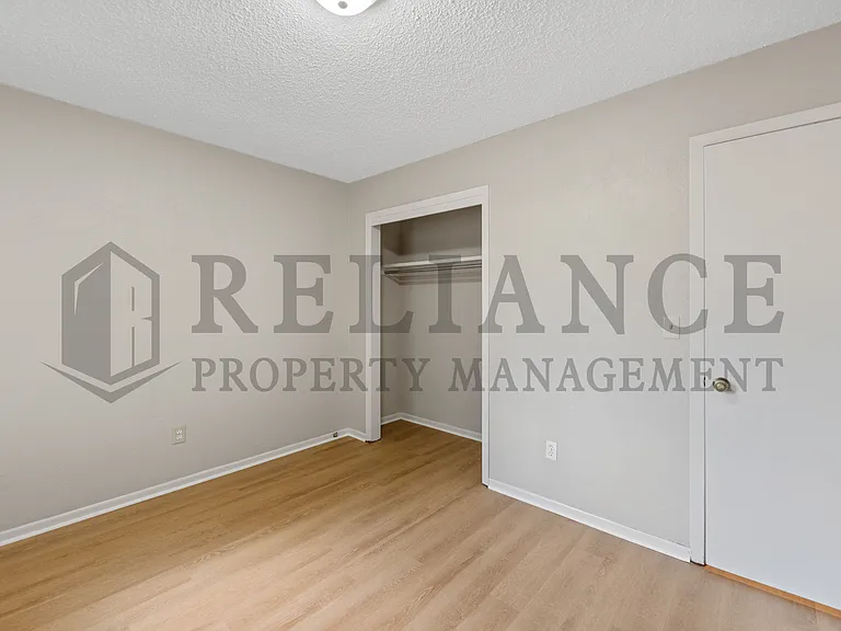 10919 W Nantucket St — Photo 11