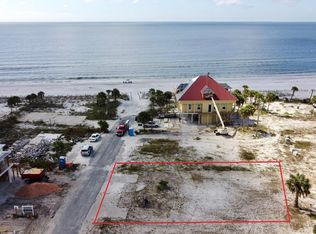 102 N 26th St, Mexico Beach, FL 32456