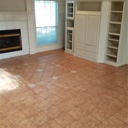 5th image of 713 Sam Hill St