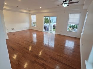 6615 Ocean Ave N FLOOR 1, Arverne, NY 11692
