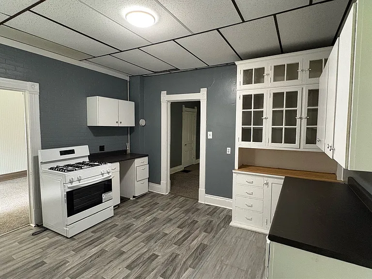 734 Parker Ave #1 — Photo 6
