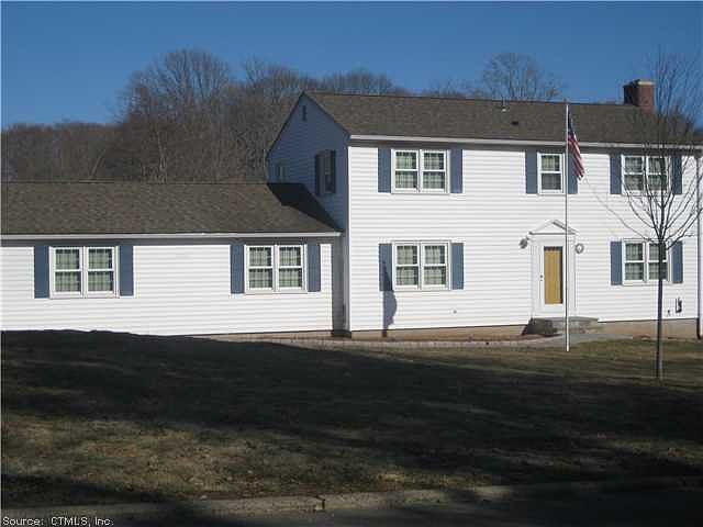 1st image of 70 Knollwood Dr
