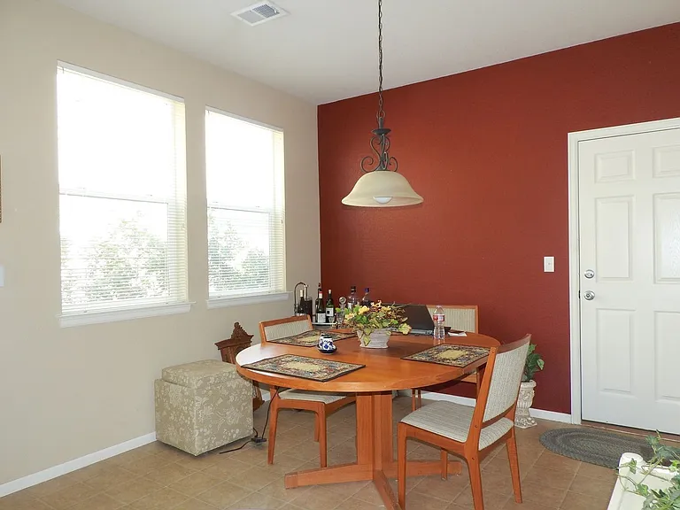 10028 E 28th Ave — Photo 6