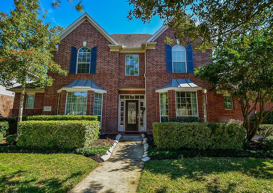 1st image of 3327 Alden Manor Ln