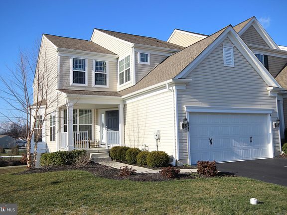 2nd image of 299 N Caldwell Cir