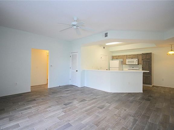 5th image of 9035 Colby Dr APT 2308