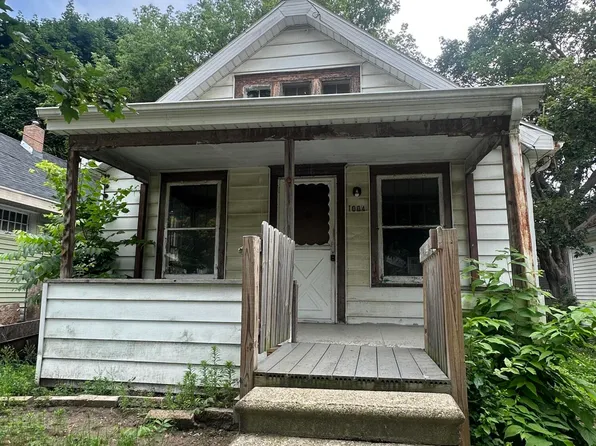1004 McCullough St, Lansing, MI 48912