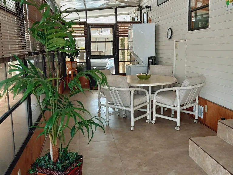 1475 Flamingo Dr — Photo 4