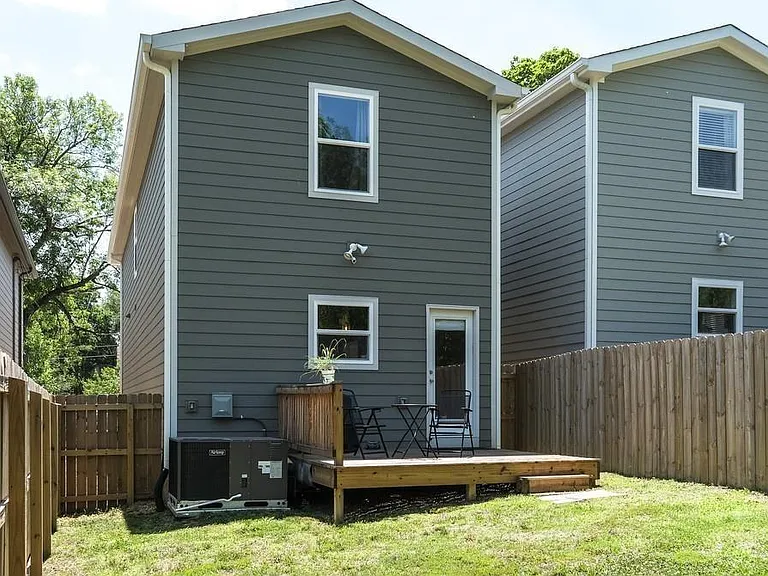 1015B Elvira Ave — Photo 23