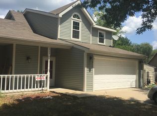 2504 Cranley Ct, Lawrence, KS 66046