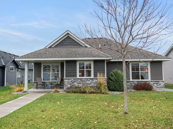 537 Taft Loop S, Cambridge, MN 55008