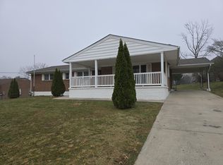 326 E Fairlawn Dr, Covington, VA 24426