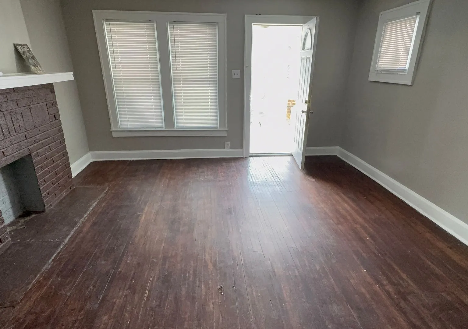 954 Heyl Ave. — Photo 4