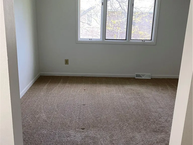 4585 Chestnut Ridge Rd #4 — Photo 21
