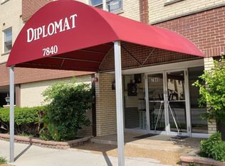 7840 W North Ave, Elmwood Park, IL 60707