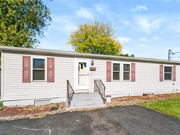 346 W Ludlow St, Summit Hill, PA 18250