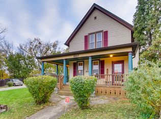607 South St, Elgin, IL 60123