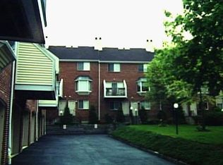 101 Grove St #24, Stamford, CT 06902