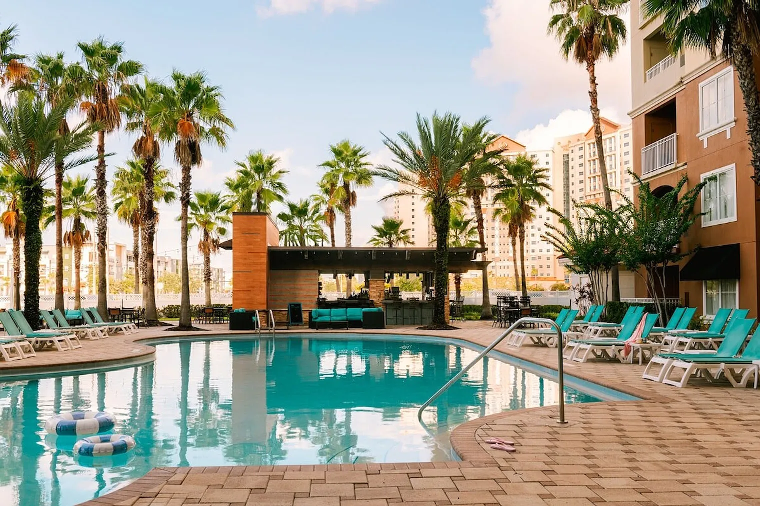 1 bed, 1.0 bath, $2,640 — Photo 2