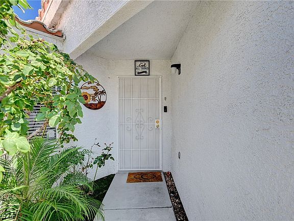 4th image of 6464 Melody Rose Ave