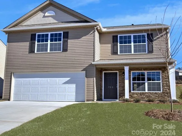 4534 Opus Ln, Charlotte, NC 28214