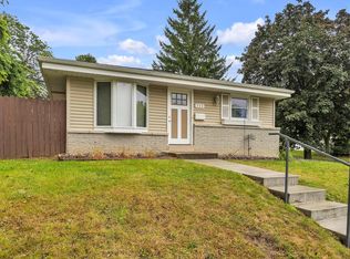 350 Richard St, Waukesha, WI 53189