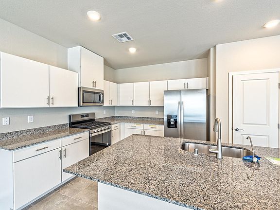 2nd image of 3751 Corellia Ave