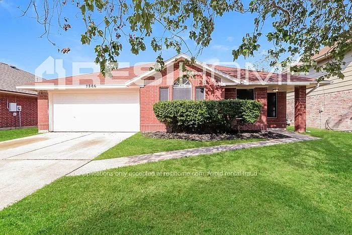 7866 Sawmill Trl — Photo 1