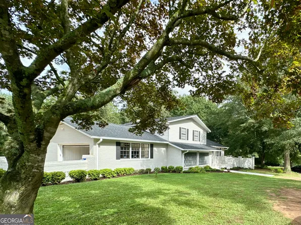 235 Minish Lake Rd, Commerce, GA 30530