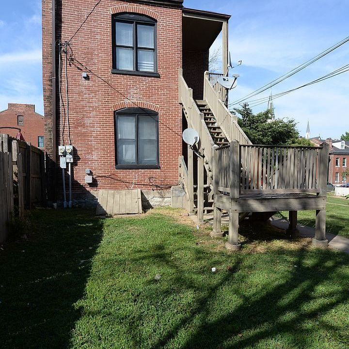 1st image of 818BF Russell Blvd #0