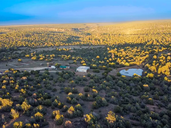 39 Camino De La Questa, Las Vegas, NM 87701