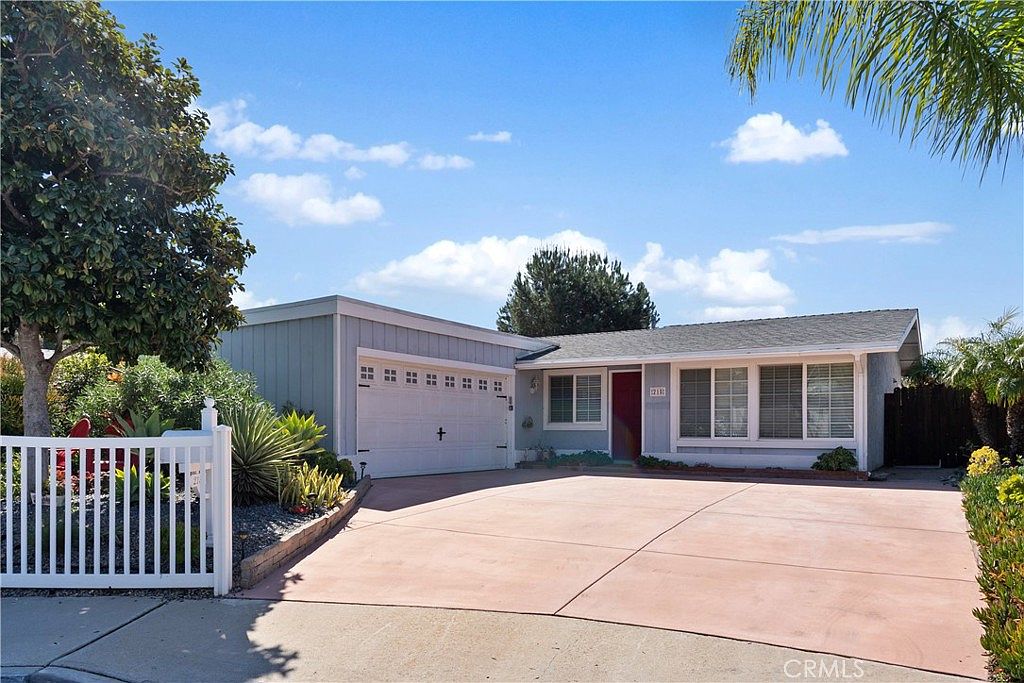 215 Hypoint Pl, Escondido, CA 92027 Zillow