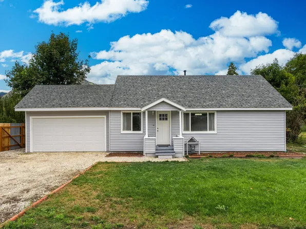 103 S Bernard St, Chewelah, WA 99109